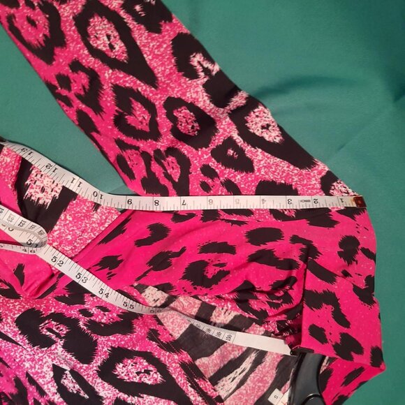 NEW ! Max & Rina Women Blouse Pink/Black Front Wrap Tie Size S - Picture 6 of 9